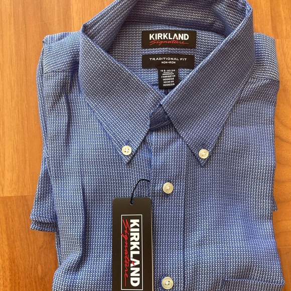 NWT Kirkland signature mens traditional fit button up dress shirt 15.5 x 32/33 - Picture 2 of 3